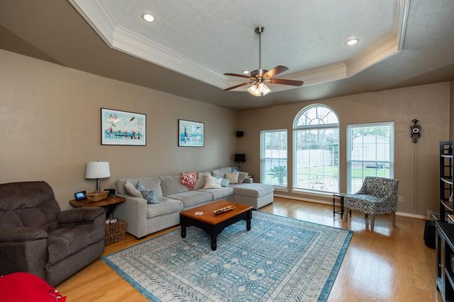 7615 Colonial Drive, Beaumont, TX 77707