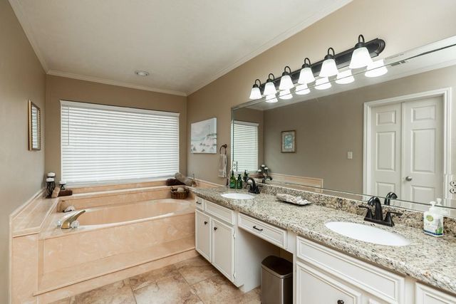 7615 Colonial Drive, Beaumont, TX 77707