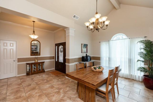 7615 Colonial Drive, Beaumont, TX 77707