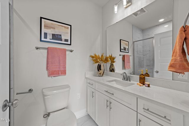 1600 Gathering Park Circle 201, Cary, NC 27519