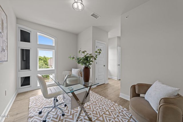 1600 Gathering Park Circle 201, Cary, NC 27519