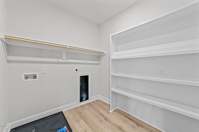 1600 Gathering Park Circle 201, Cary, NC 27519