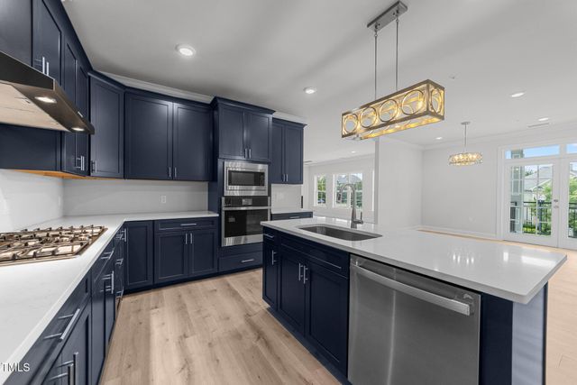 1600 Gathering Park Circle 201, Cary, NC 27519