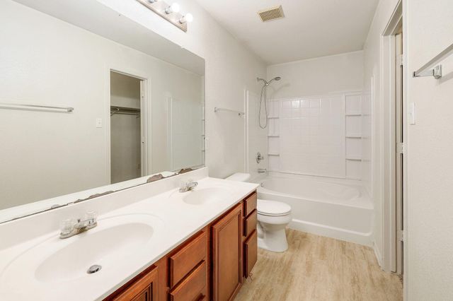 3502 Sandy Brook DR, Round Rock, TX 78665