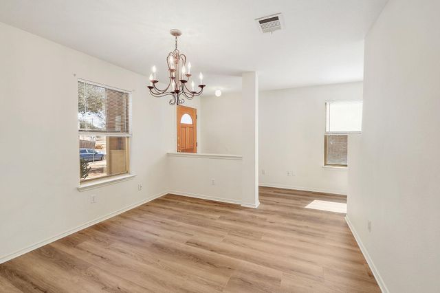 3502 Sandy Brook DR, Round Rock, TX 78665