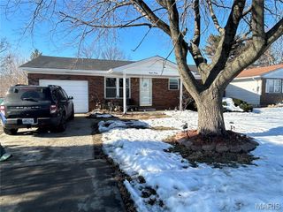 1420 Doris Avenue, Cahokia, IL 62206