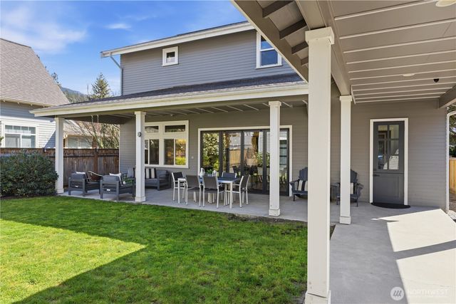 260 NE Alder Street, Issaquah, WA 98027