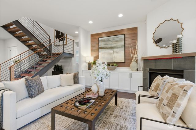 260 NE Alder Street, Issaquah, WA 98027