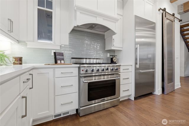 260 NE Alder Street, Issaquah, WA 98027