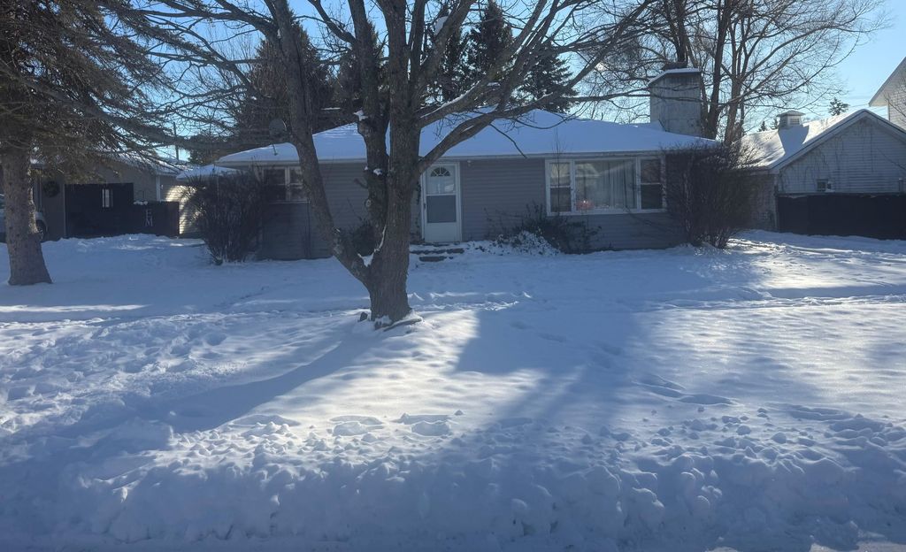 133 W 2nd Street, Gladwin, MI 48624