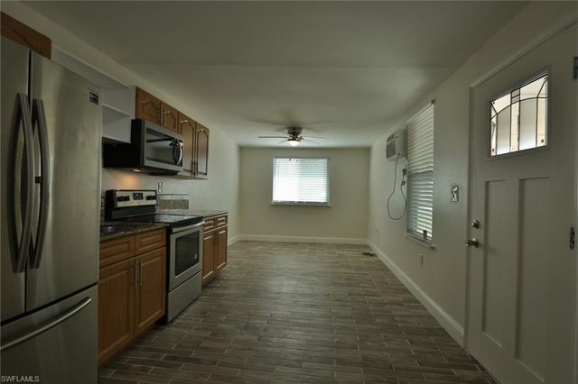 11 California RD, Lehigh Acres, FL 33936