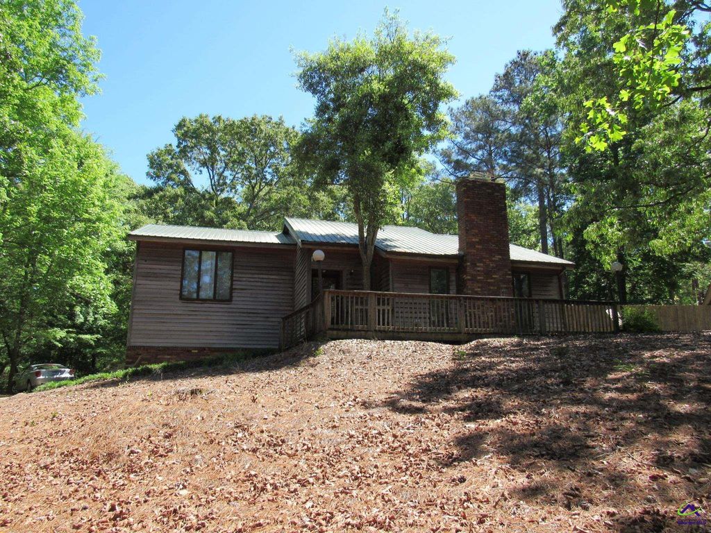 122 Joy Drive, Warner Robins, GA 31088