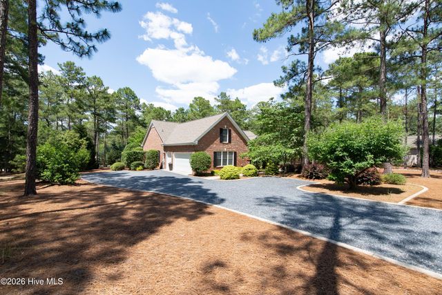 46 Whitehaven Drive, Pinehurst, NC 28374