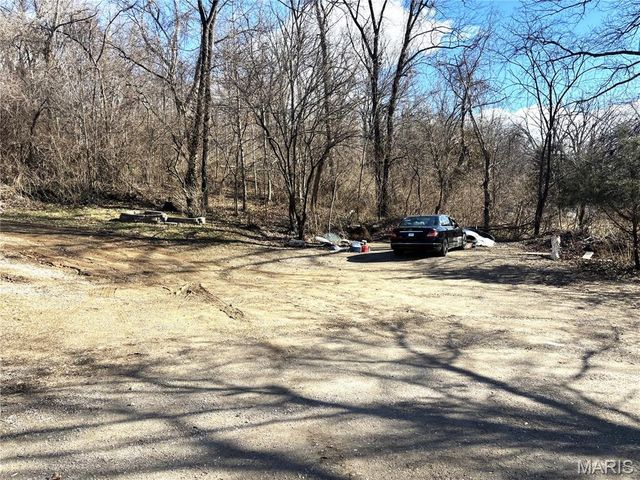 1029 Summer Lane, Caseyville, IL 62232