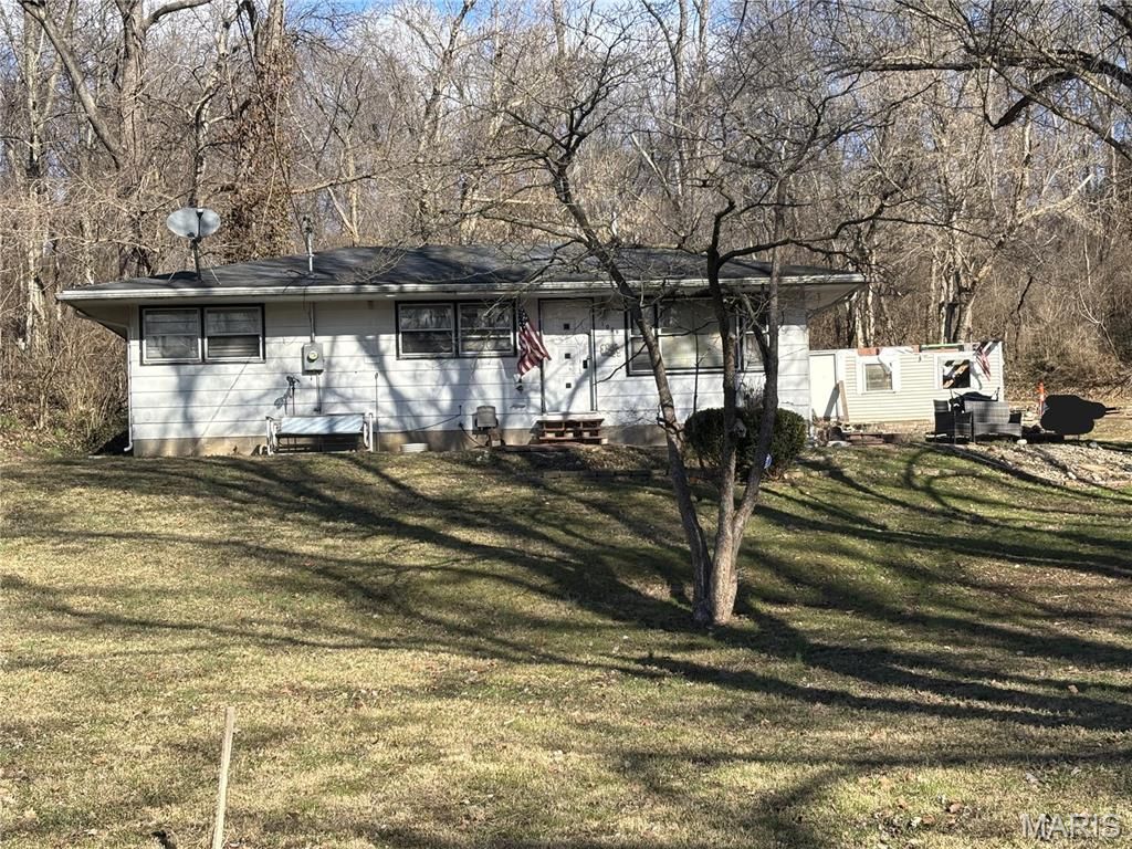 1029 Summer Lane, Caseyville, IL 62232