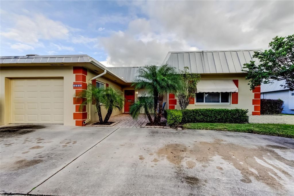 6566 GREEN VALLEY DRIVE 6565, Seminole, FL 33777