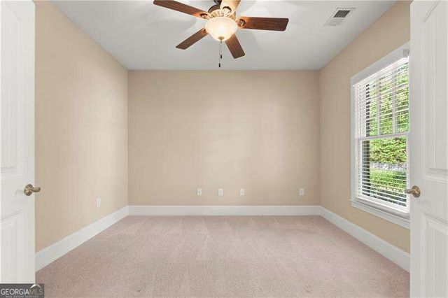 240 Somerset Circle, Woodstock, GA 30189