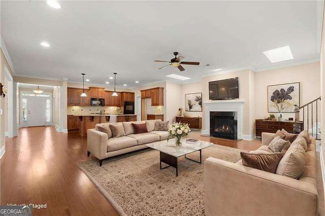 240 Somerset Circle, Woodstock, GA 30189