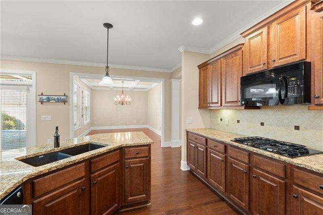 240 Somerset Circle, Woodstock, GA 30189