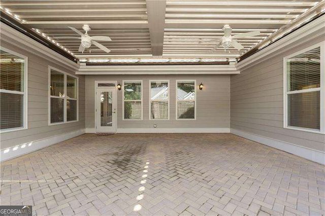 240 Somerset Circle, Woodstock, GA 30189