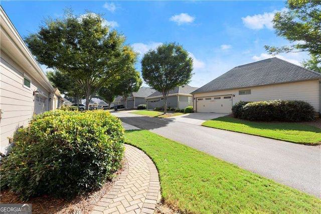 240 Somerset Circle, Woodstock, GA 30189