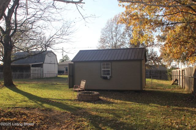 148 Primrose Dr, Mt Washington, KY 40047