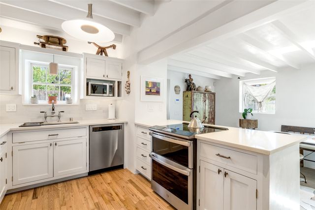 133 Kearny Avenue, Santa Fe, NM 87501