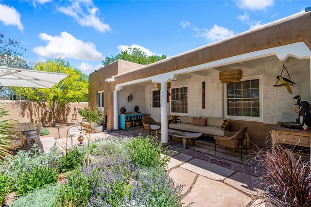 133 Kearny Avenue, Santa Fe, NM 87501