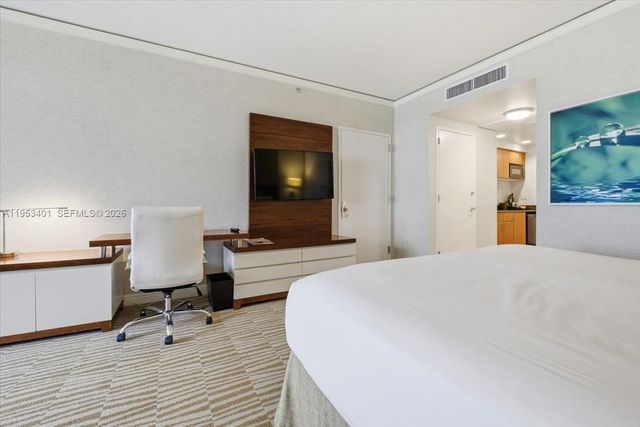 18001 Collins Ave 1111, Sunny Isles Beach, FL 33160