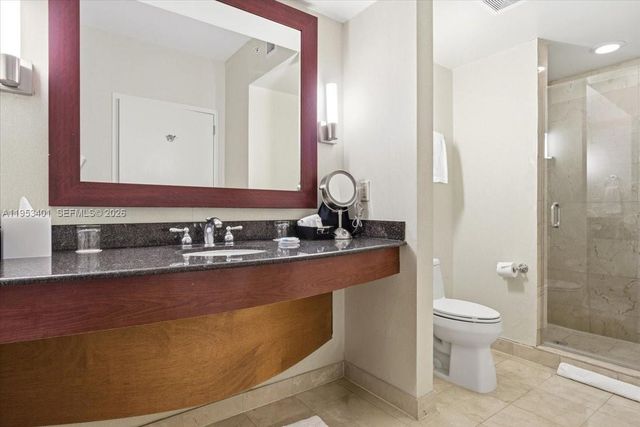 18001 Collins Ave 1111, Sunny Isles Beach, FL 33160