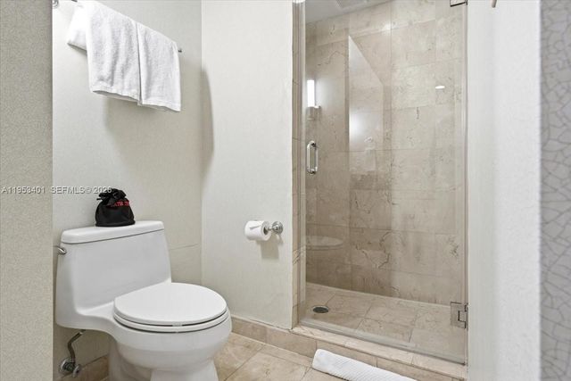 18001 Collins Ave 1111, Sunny Isles Beach, FL 33160