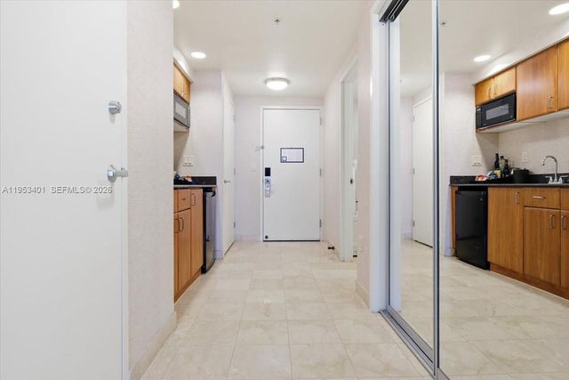 18001 Collins Ave 1111, Sunny Isles Beach, FL 33160