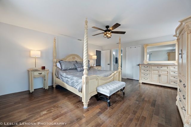 398 Woodlane Court, Wood Dale, IL 60191