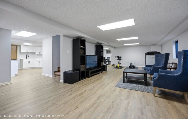 398 Woodlane Court, Wood Dale, IL 60191