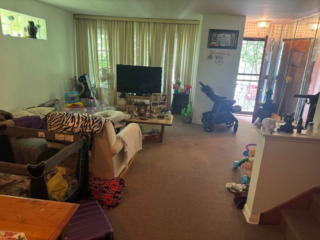 7845 S Yates Boulevard, Chicago, IL 60649