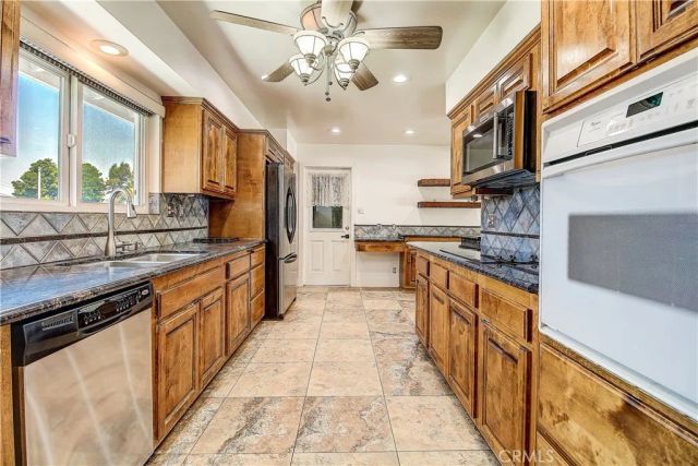 1960 Wetherly, Riverside, CA 92506