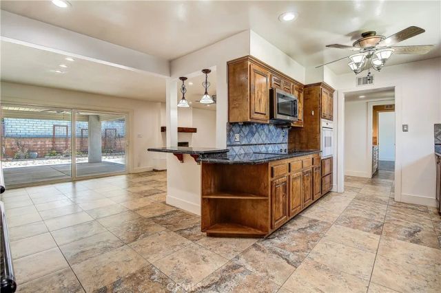 1960 Wetherly, Riverside, CA 92506