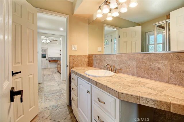 1960 Wetherly, Riverside, CA 92506