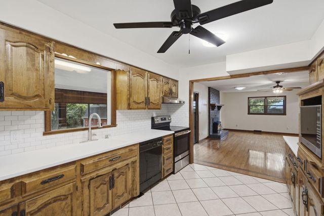 4017 S Fairway Avenue, Springfield, MO 65804