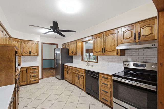 4017 S Fairway Avenue, Springfield, MO 65804