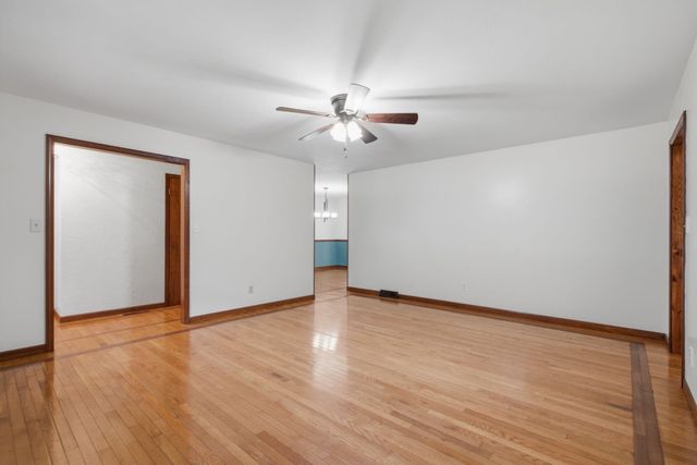 4017 S Fairway Avenue, Springfield, MO 65804