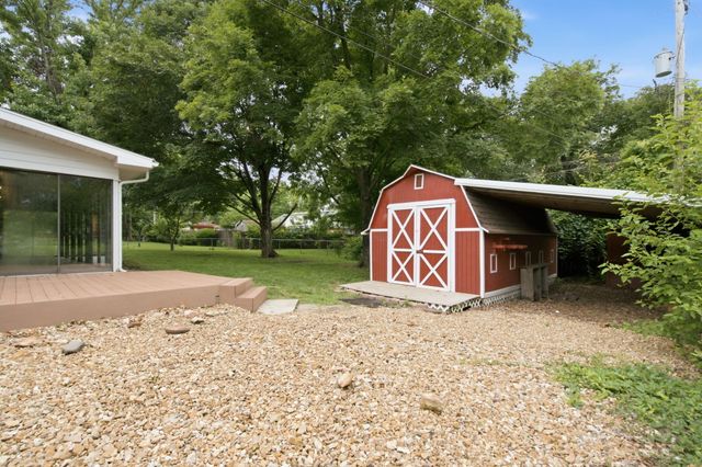 4017 S Fairway Avenue, Springfield, MO 65804