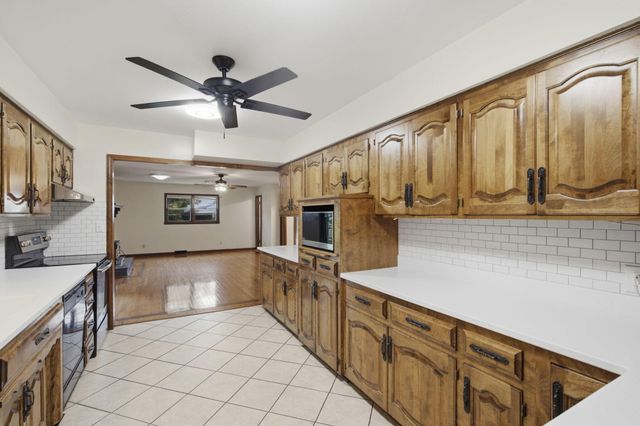 4017 S Fairway Avenue, Springfield, MO 65804