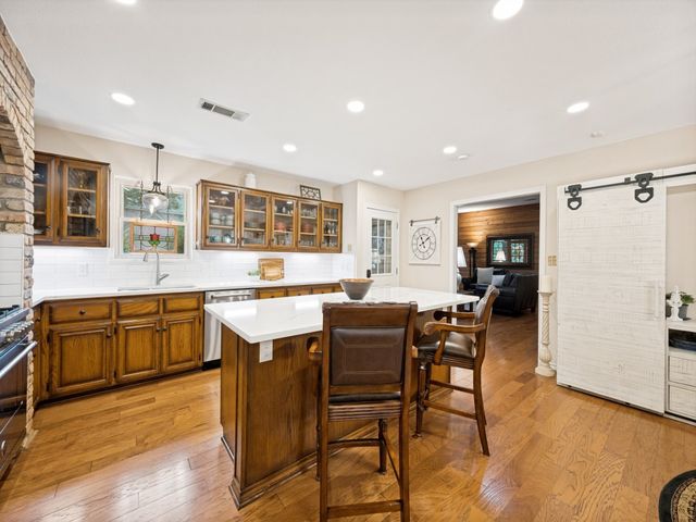 1000 Balfour Drive, Cedar Hill, TX 75104