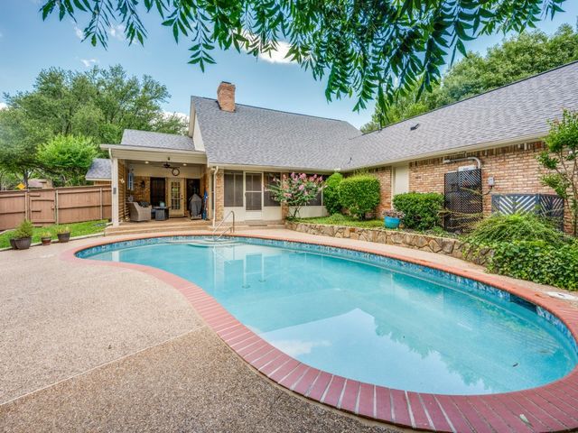 1000 Balfour Drive, Cedar Hill, TX 75104