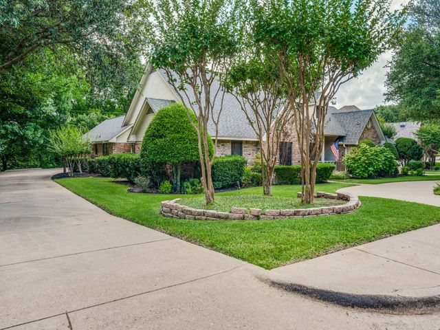 1000 Balfour Drive, Cedar Hill, TX 75104