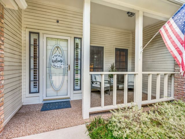 1000 Balfour Drive, Cedar Hill, TX 75104
