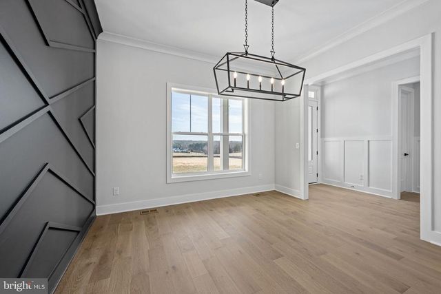 8633 ROSNI WAY, Fredericksburg, VA 22407