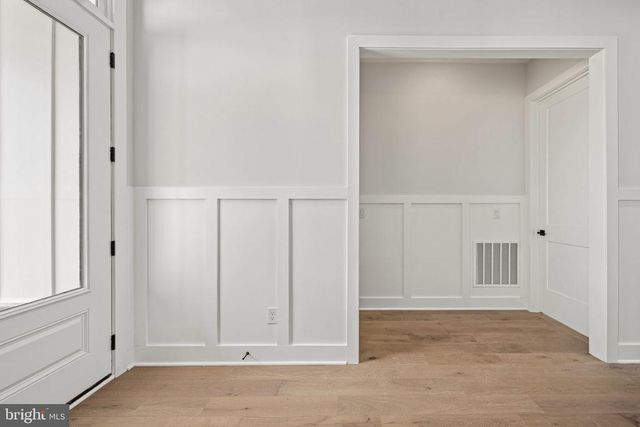 8633 ROSNI WAY, Fredericksburg, VA 22407