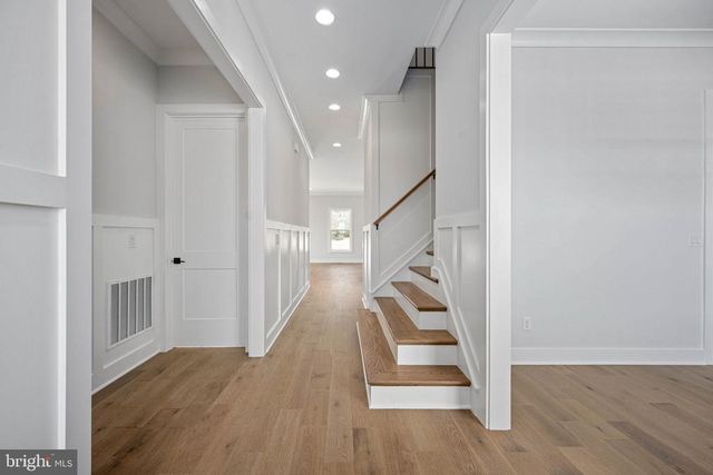 8633 ROSNI WAY, Fredericksburg, VA 22407